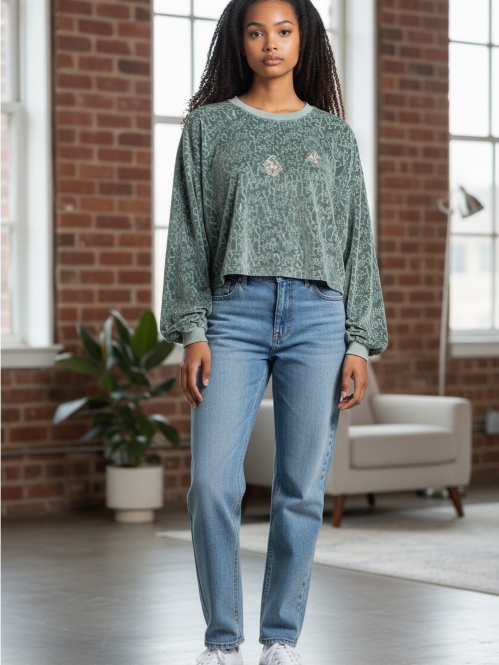 Savage X Fenty Signature Script Velour Crewneck Sweatshirt 1X NWT Rihanna - Picture 2 of 7